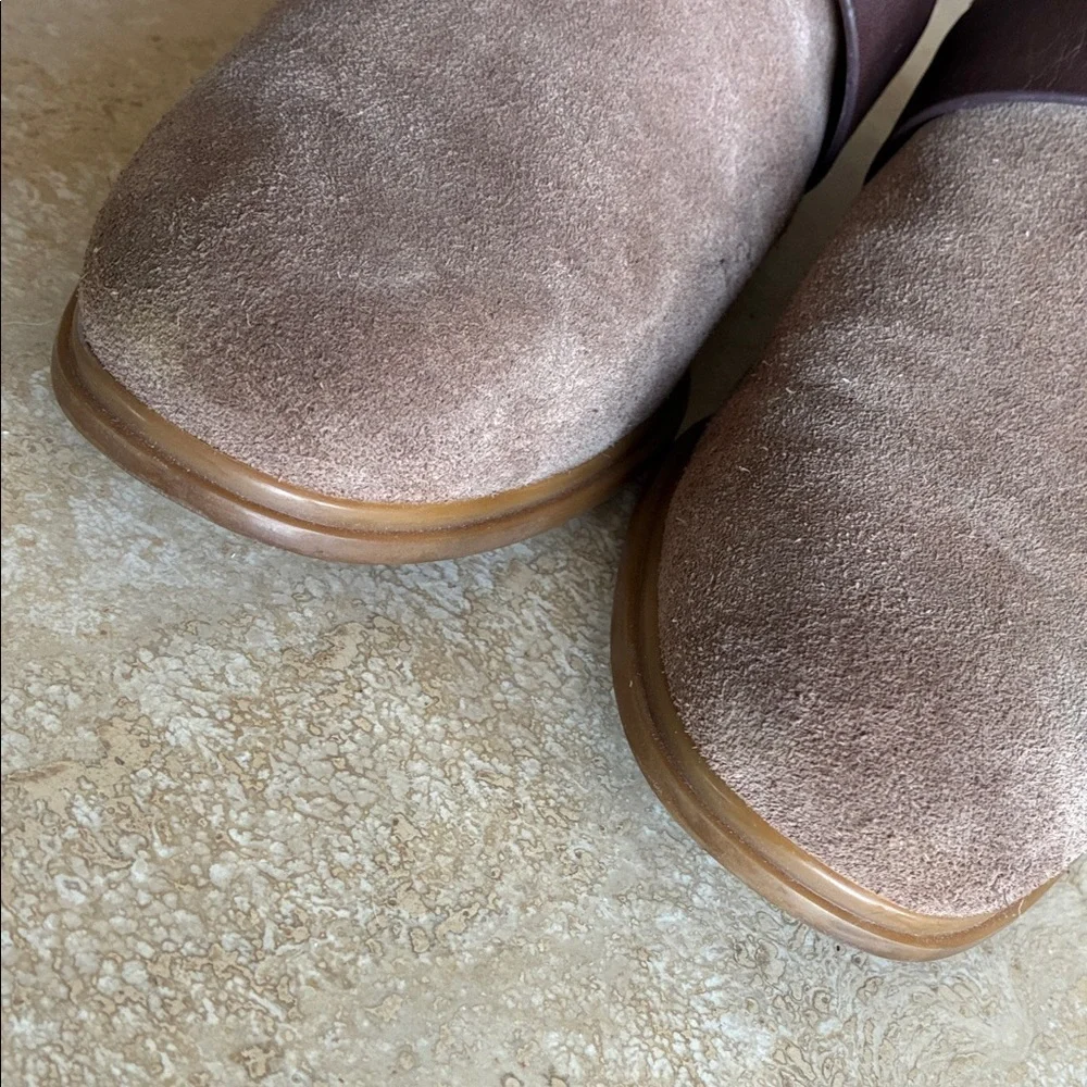 ISOLA Tan Suede Ankle Booties, brown Leather straps, brass heel strips. 6.5 EUC
